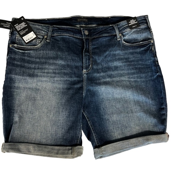 Silver Jeans Co. Distressed Denim ELYSE MID RISE BERMUDA SHORT Size 22W - Picture 4 of 12